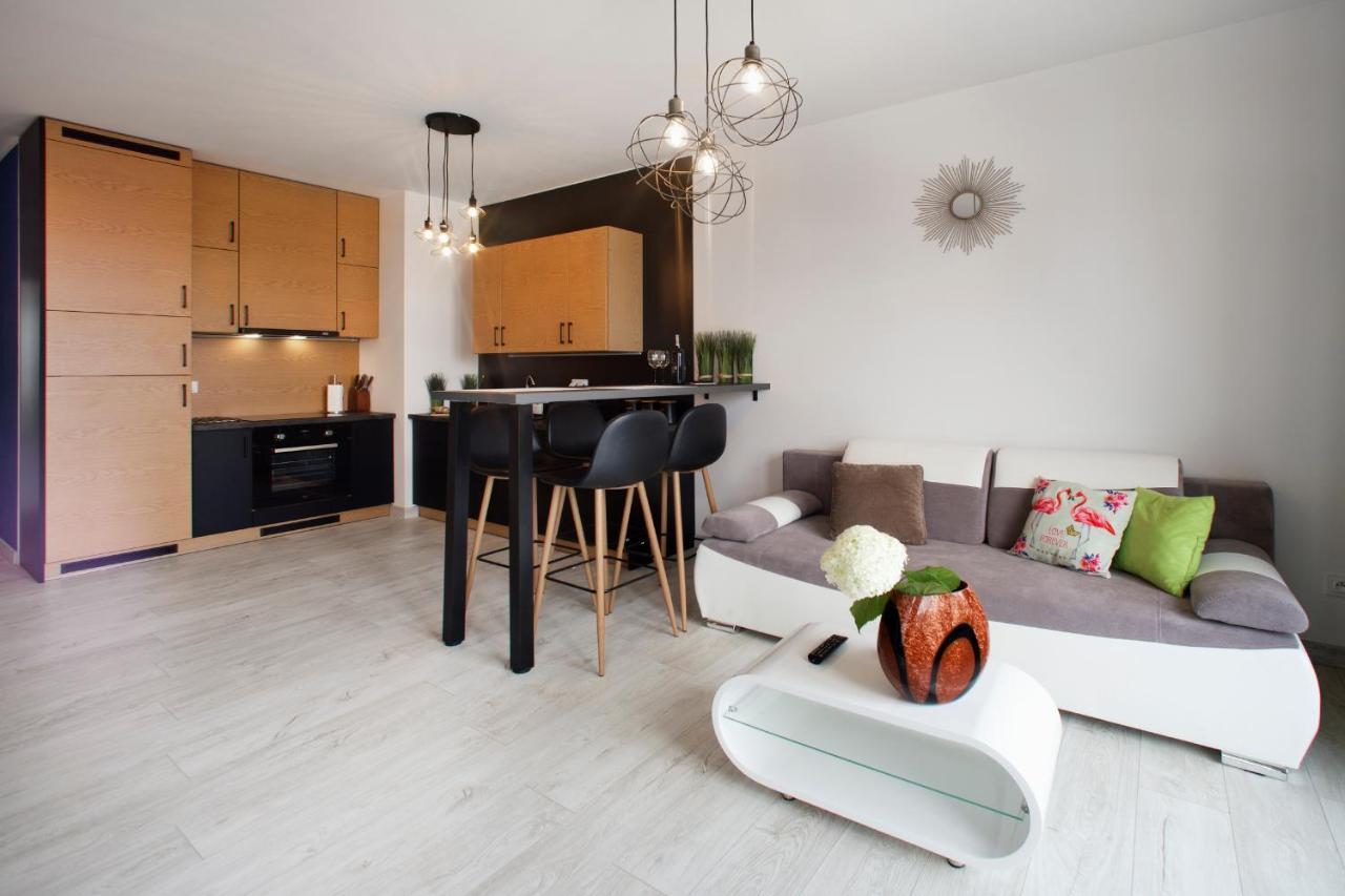 Cybernetyki 6B Serviced Accommodation Βαρσοβία Εξωτερικό φωτογραφία